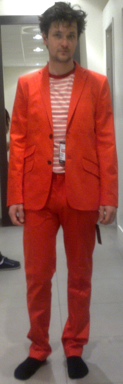 will-aston_commonswiki_orange-suit